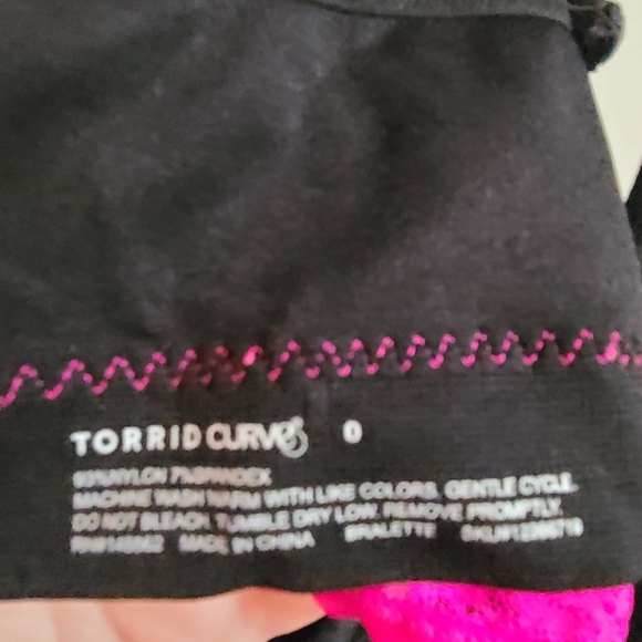 Torrid curve bralette 5 items $10 - Picture 8 of 9